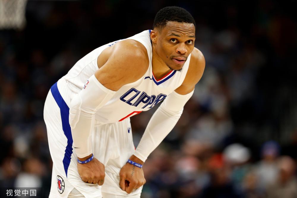 罗马诺：纽卡将埃基蒂克视为头号目标，正在尝试引进.