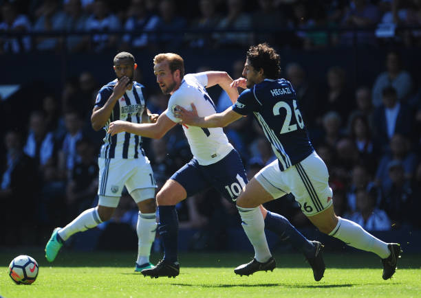 羽毛球亚锦赛：中国女单包揽四强 国羽锁定奥运满额席位.