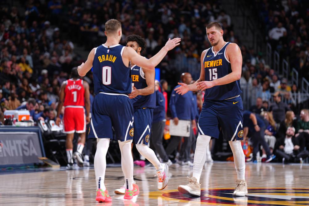 队中迅速崭 队中迅速崭